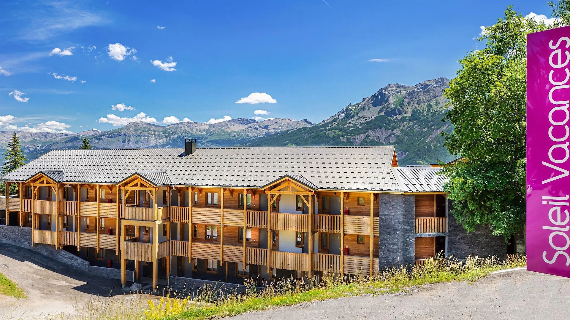 Sowell Residences Pra Loup contacts