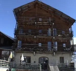 Le Grand Tetras Hotel