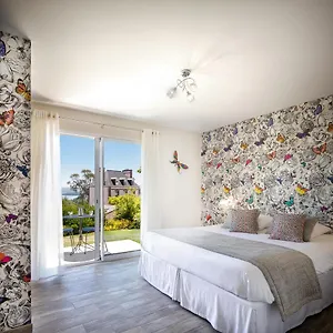 Les Agapanthes-logis Hotel Ploubazlanec